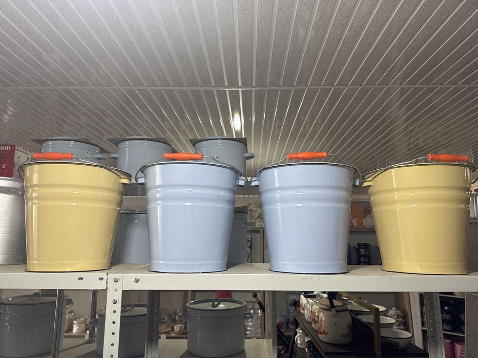 Эмалированная ведро 12 л