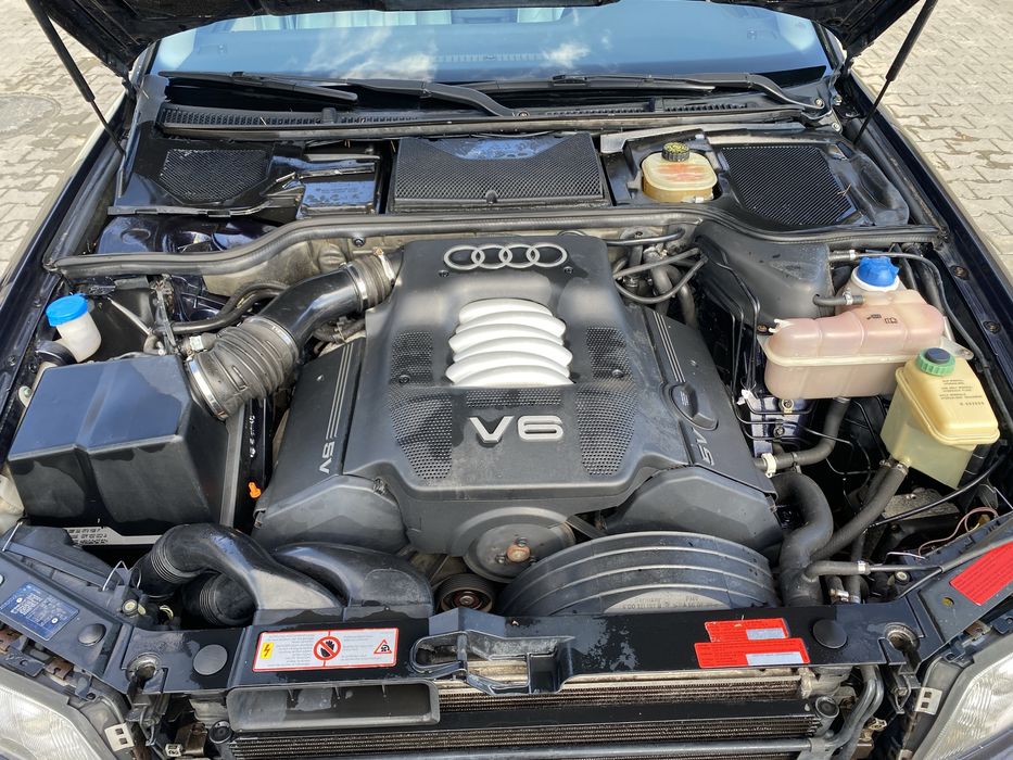 Audi a8/ 2.8 i/ quattro/ climatronic/ istoric/ retro
