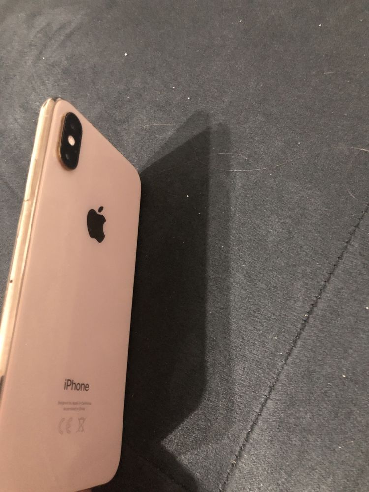 Iphone xs gold functional