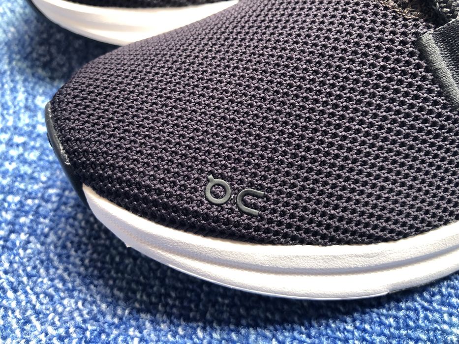 ON RUNNING Cloudeasy ОРИГИНАЛНИ мъжки маратонки - 42/26,5см