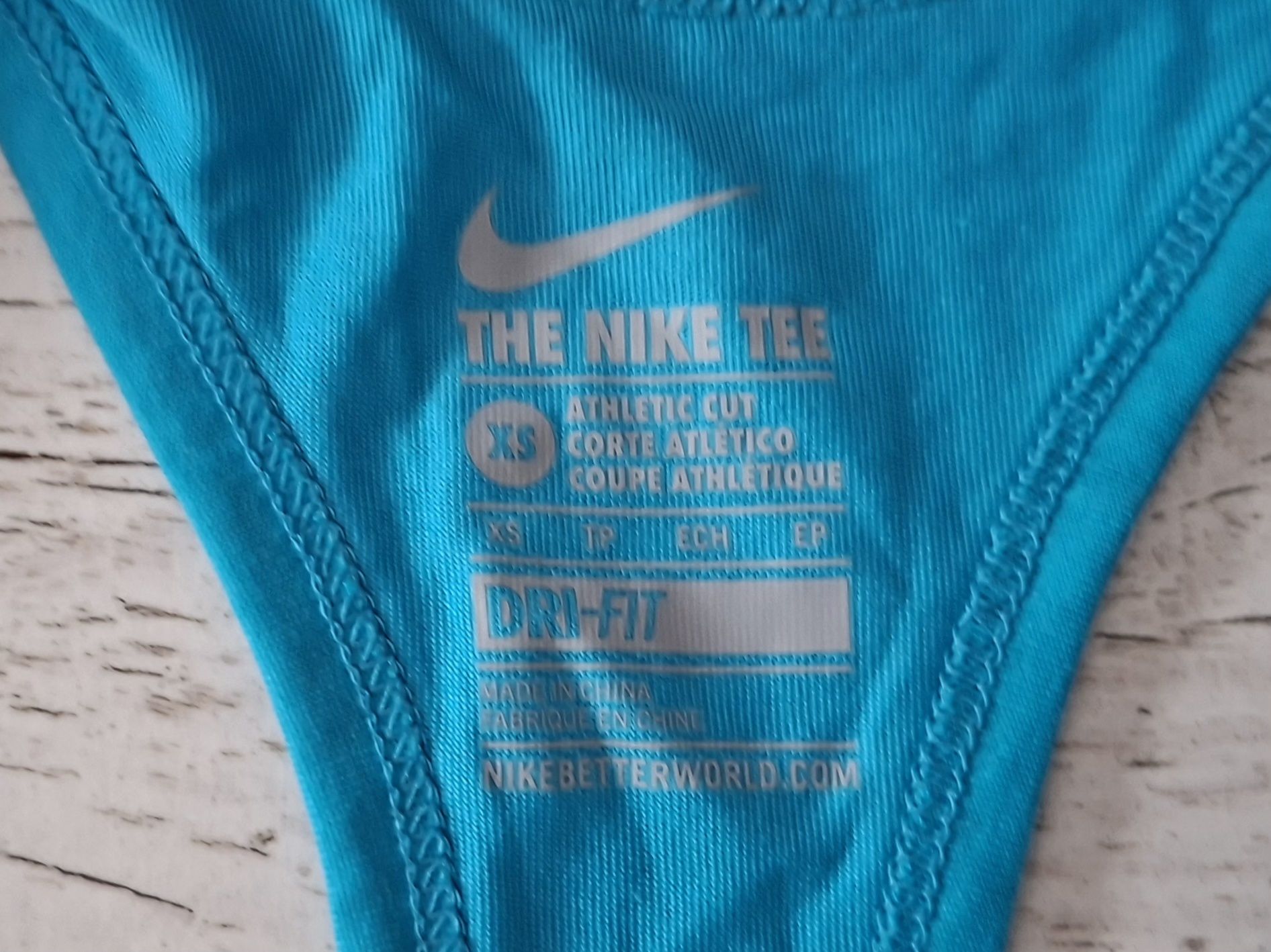 Nike Dry Fit-Ориг. Дамски потник Нов!