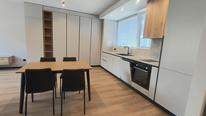 Дава се под наем Двустаен апартамент в София, Студентски град - 71 кв.м за 699 € - Снимка #1