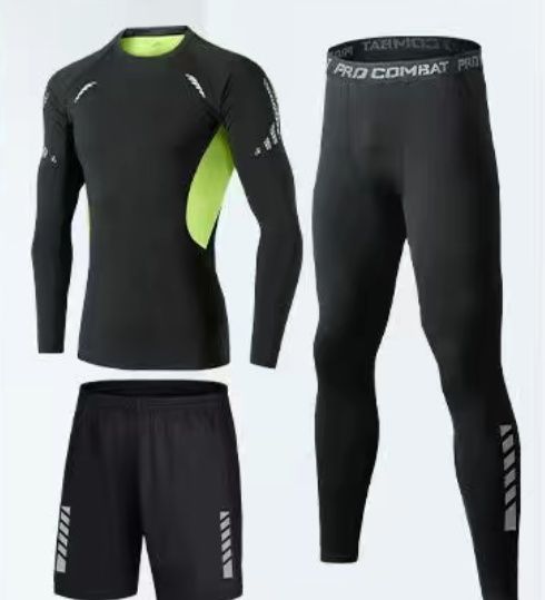 Одежда для тренировок спортивная