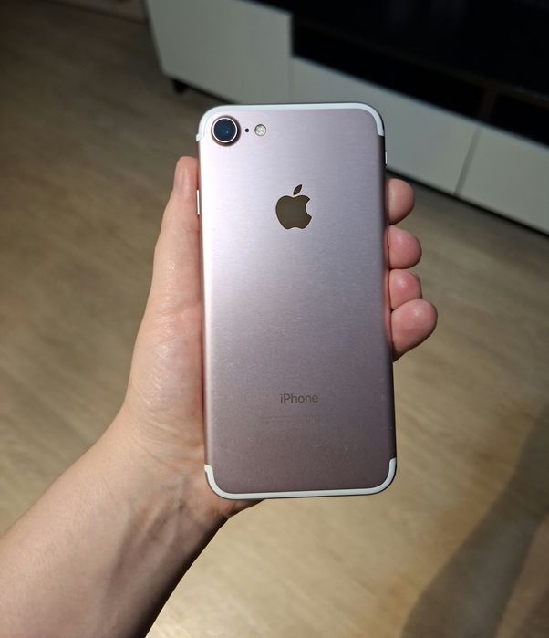 IPhone 7 память 32 gb