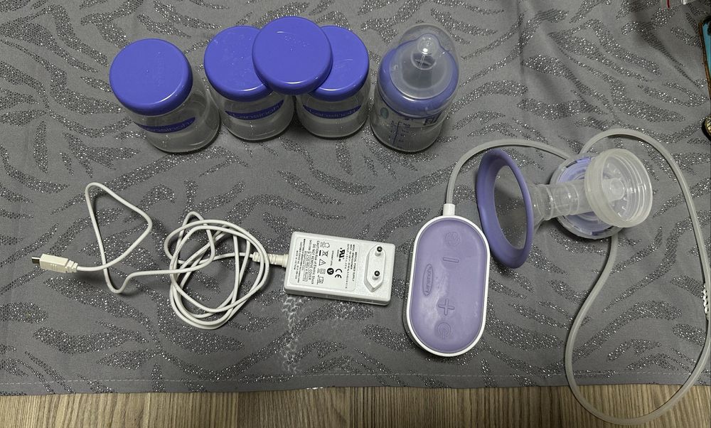 Lansinoh pompa electrica  -utilizata 15 ori - stare foarte buna