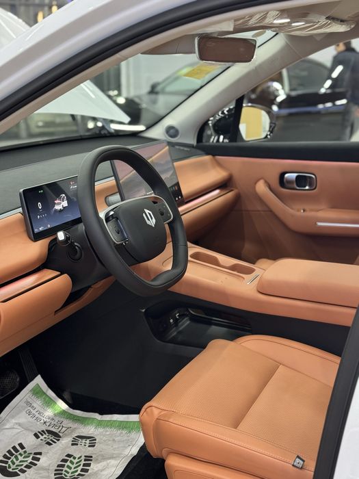 Leapmotor c16 yangi nalichida