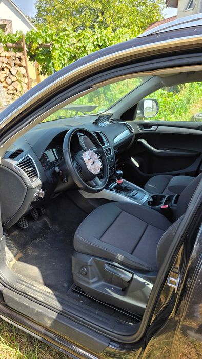 Vând Audi q5 2012 avariat