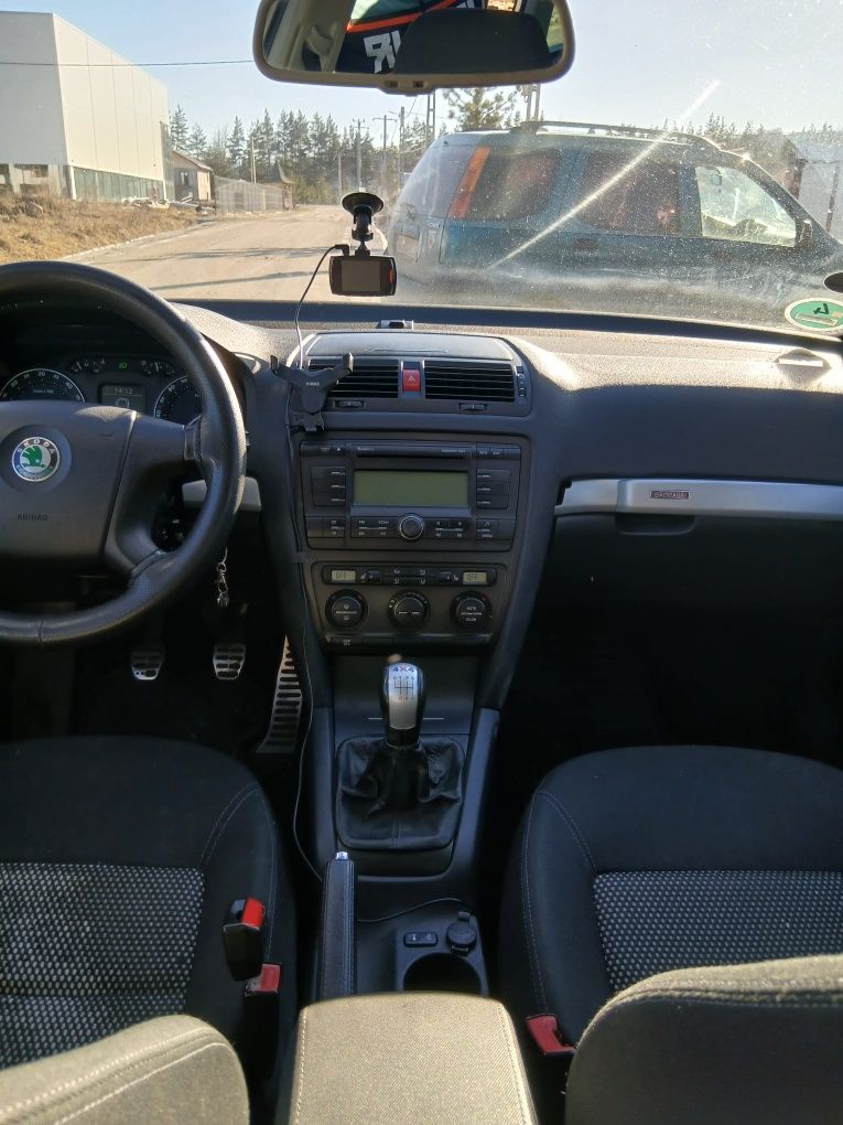 Vând skoda octavia scout 4×4