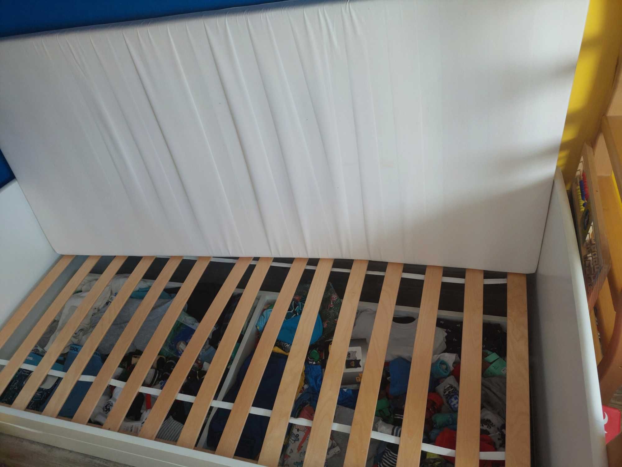 Детско двуетажно легло от дърво