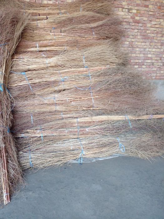 Кўча тозалаш супургиси