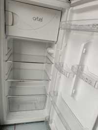 Холодильник с морозилькой