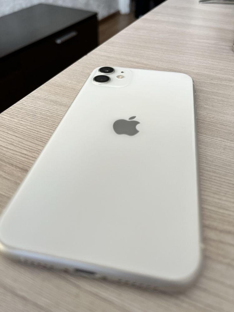 Продам iphone 11 64gb