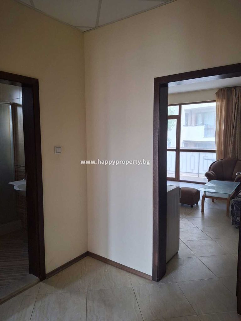 Продава се Двустаен апартамент в к.к. Слънчев бряг - 68 кв.м за 839 €/кв.м - Снимка #7