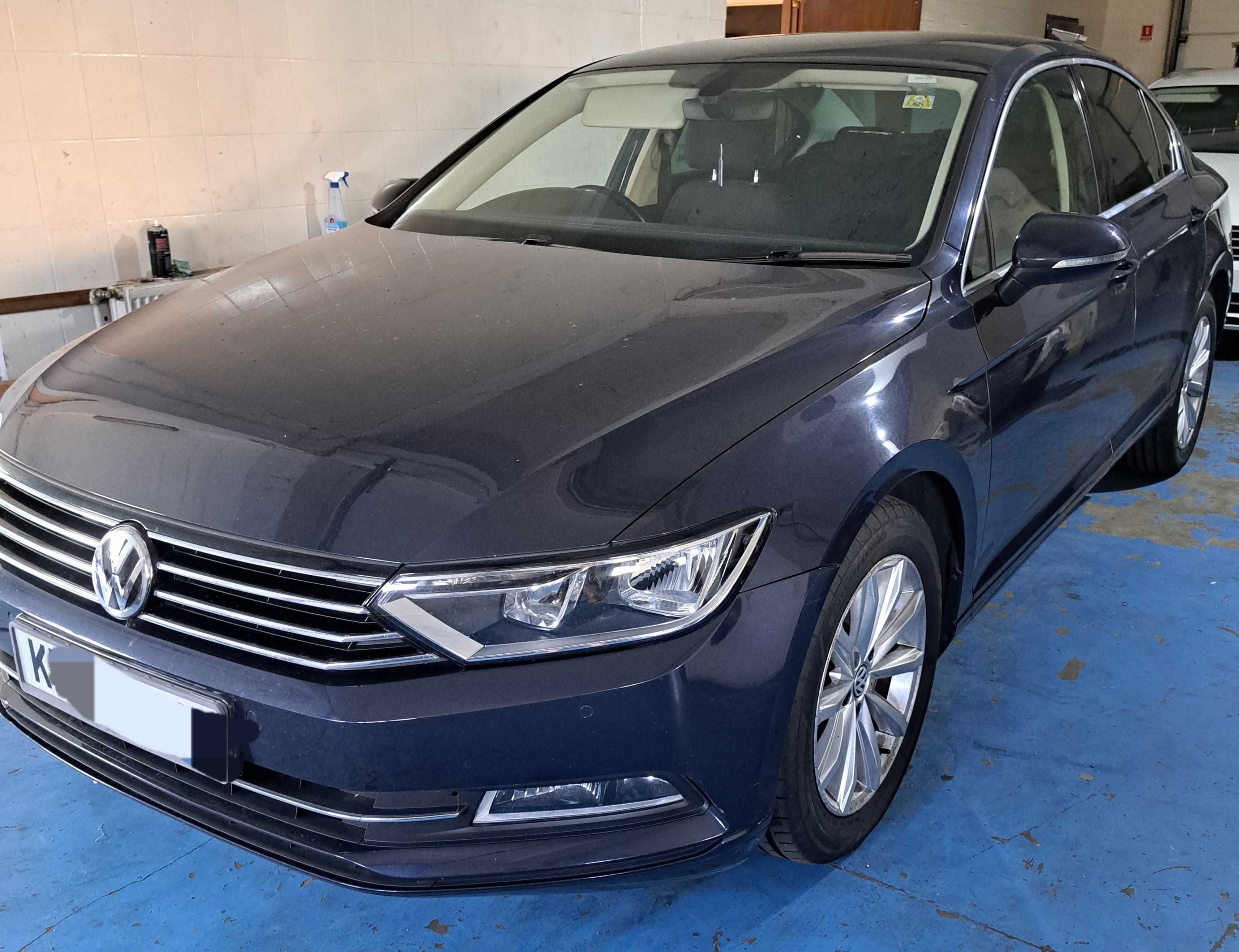 Dezmembrez VW PASSAT B8 - 2.0 TDI  cod motor CRLB