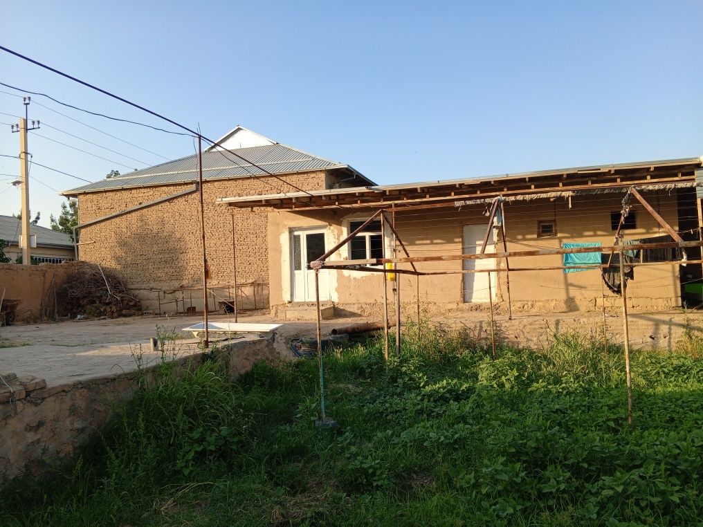 Choʻtqaradan quruq yer joy sotiladi