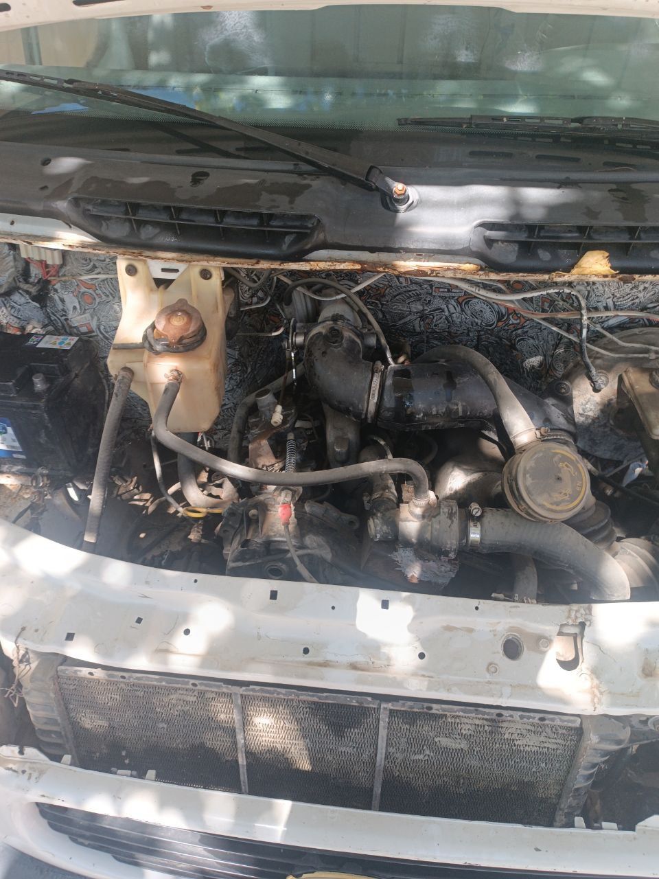 Ford Tranzit . Yuk Furgon