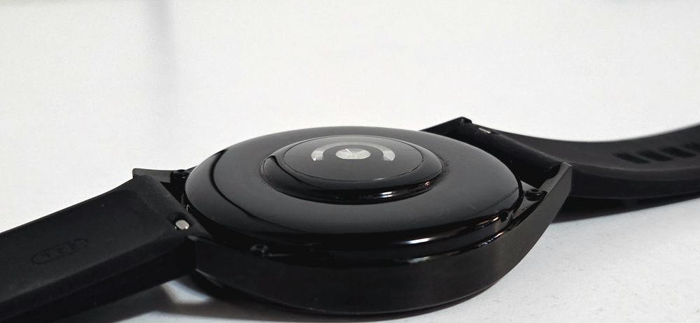 Vând Smartwatch Huawei watch GT 3 46mm - Stare Impecabilă