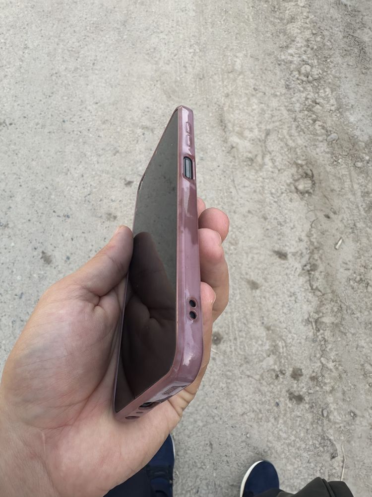 Samsung a23 yaxshi holatda