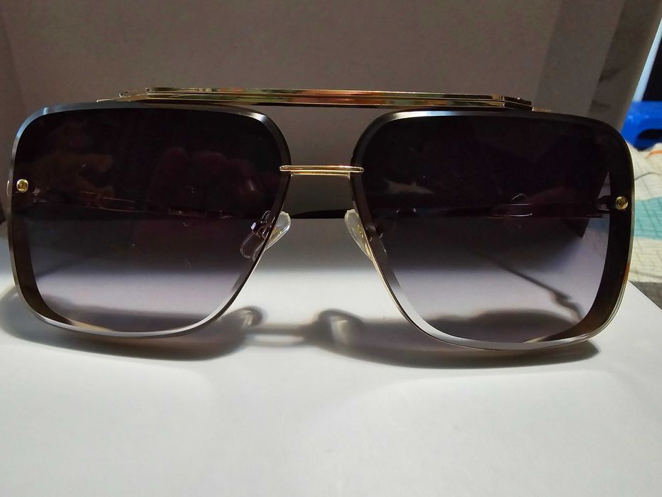 Pachet ochelari de soare Dita rama aurie