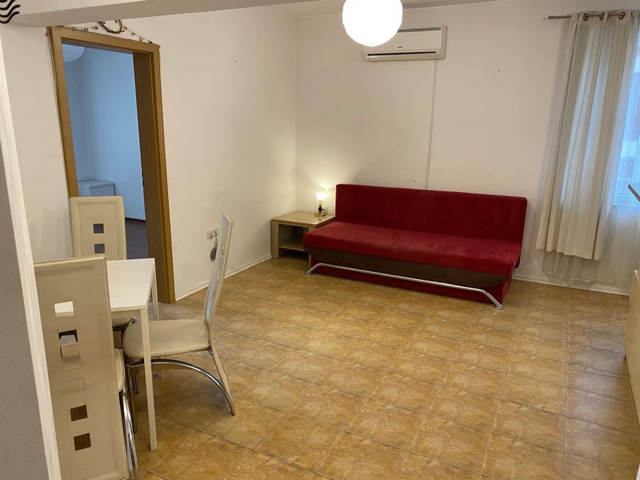 Дава се под наем Двустаен апартамент в София, Лозенец - 50 кв.м за 580 € - Снимка #2