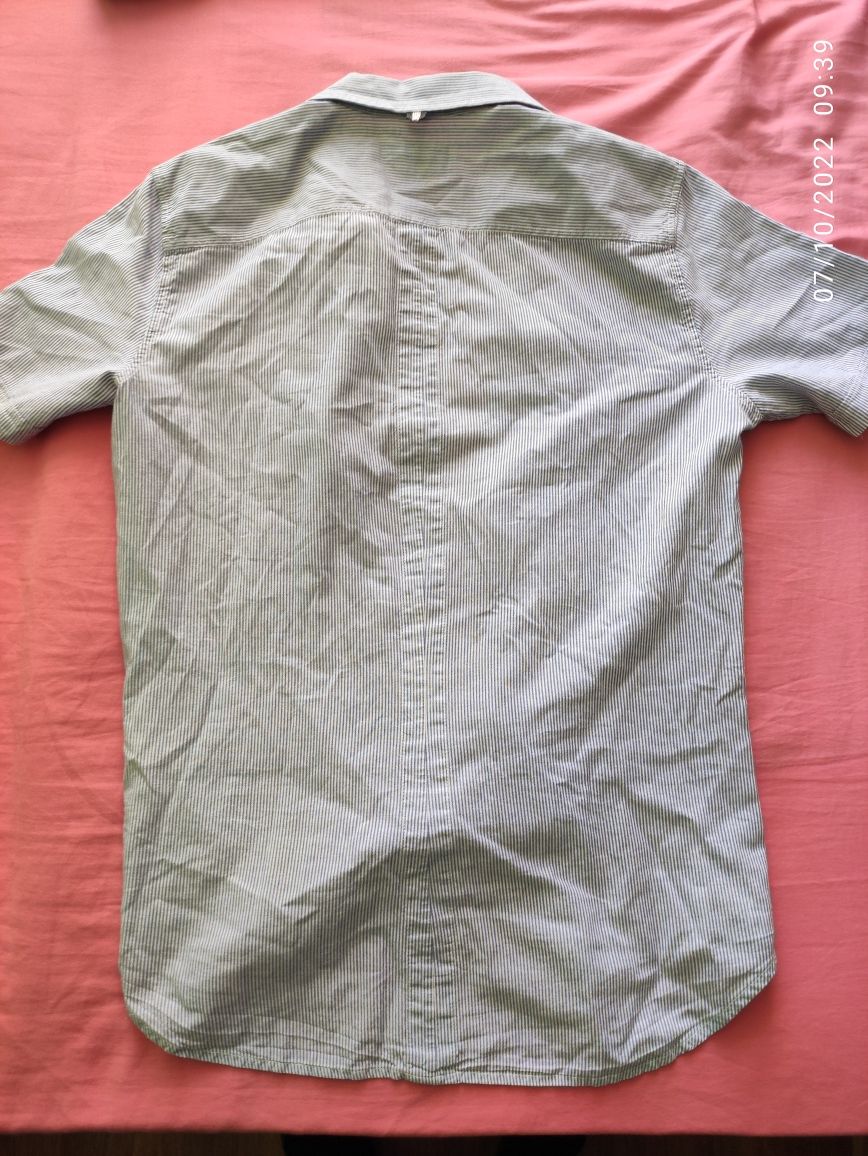 Блуза Nike размер М, риза Diesel размер S, дънки Mango размер 30