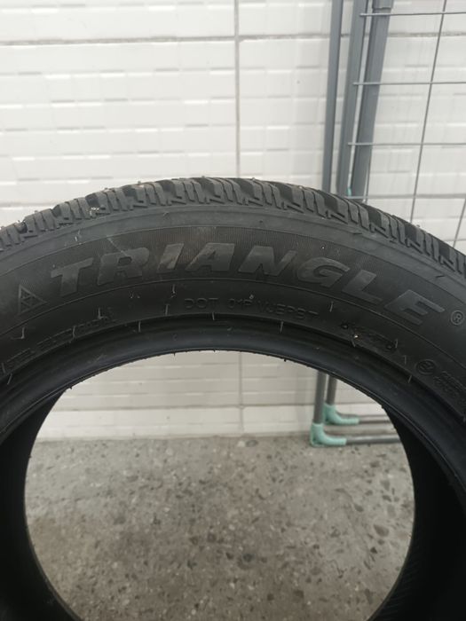 продам зимние шины 225/55/16