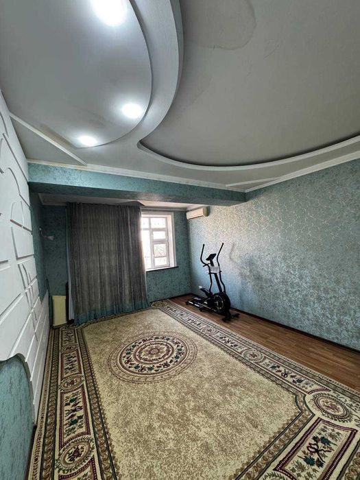 Сдаётся 4-комнатная квартира на Ц1 Японское посольство