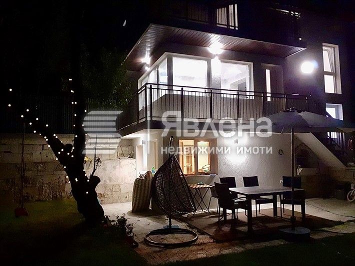 Продава се Къща в Варна, м-т Траката - 110 кв.м за 2364 €/кв.м - Снимка #2