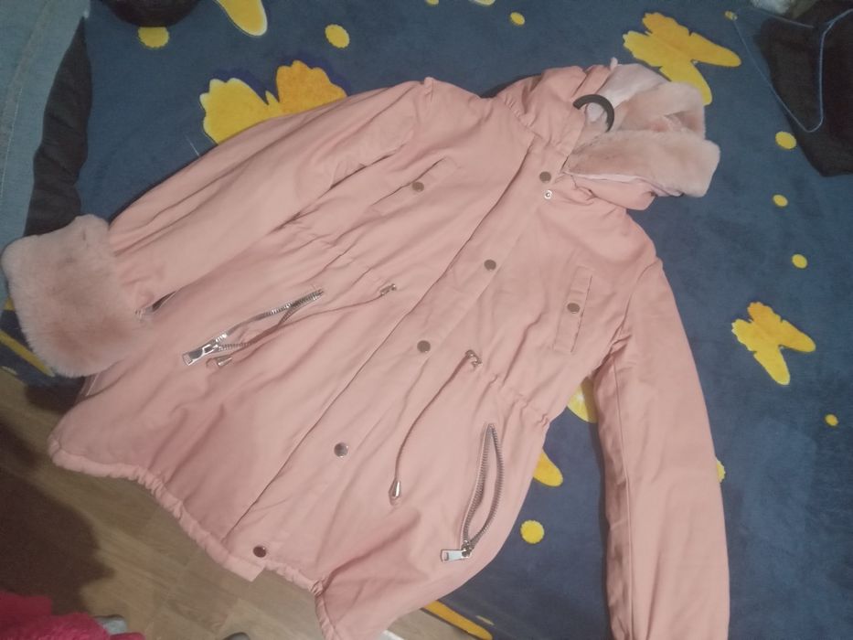 Geaca noua fara eticheta