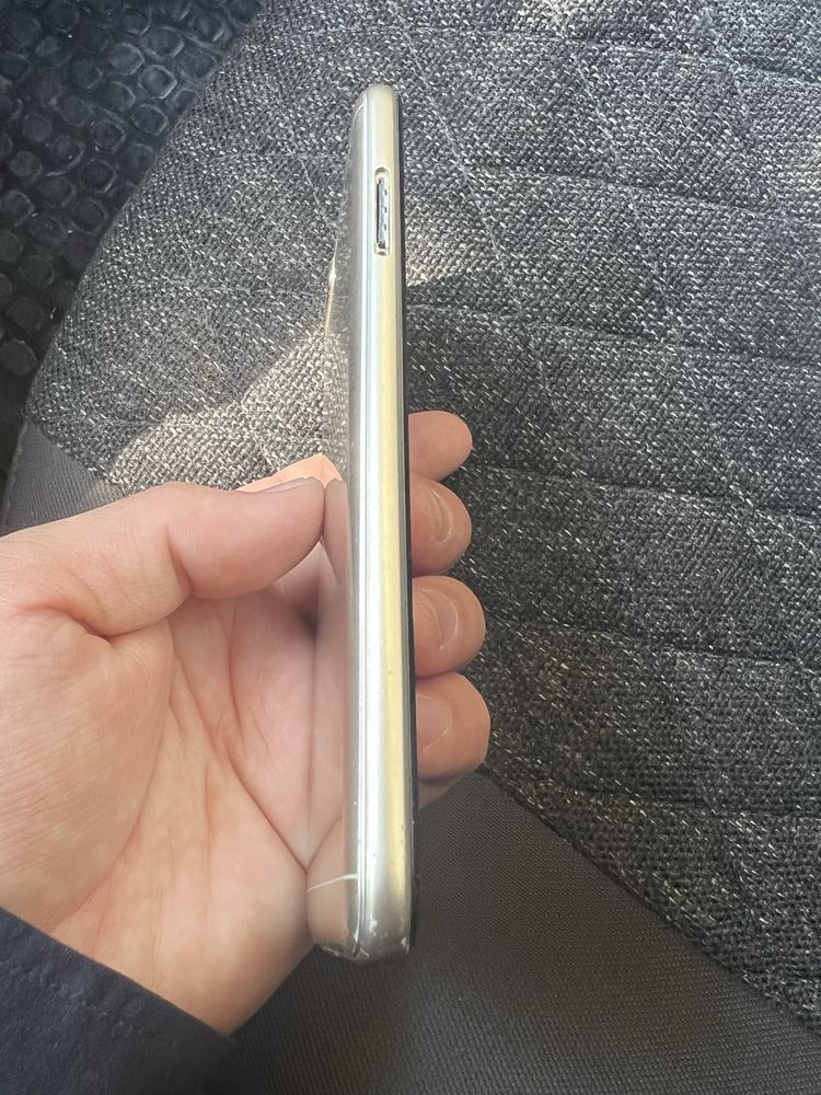 Sotiladi Honor 7S