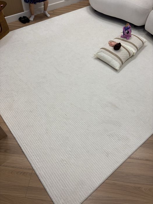 Продаётся ковёр 3х4