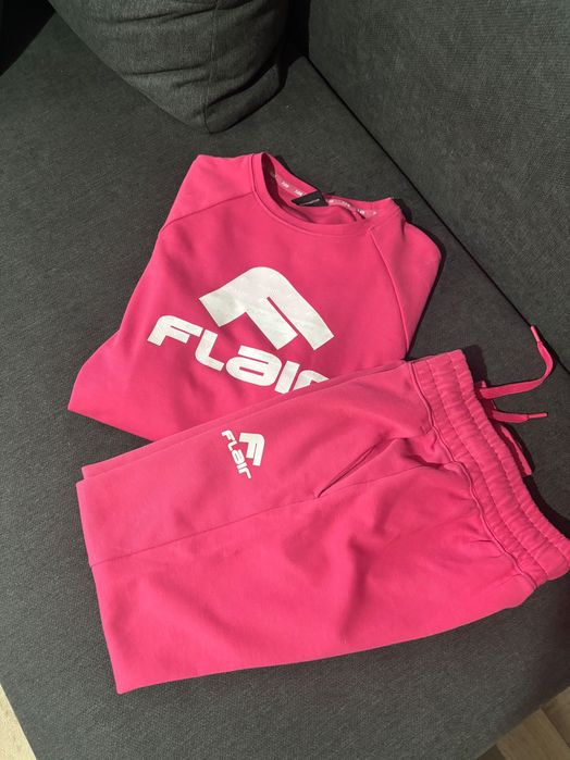 Дамски екип FLAIR