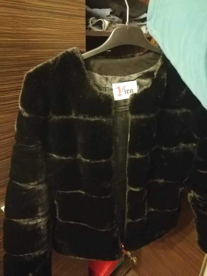 Geaca imitatie blana neagra
