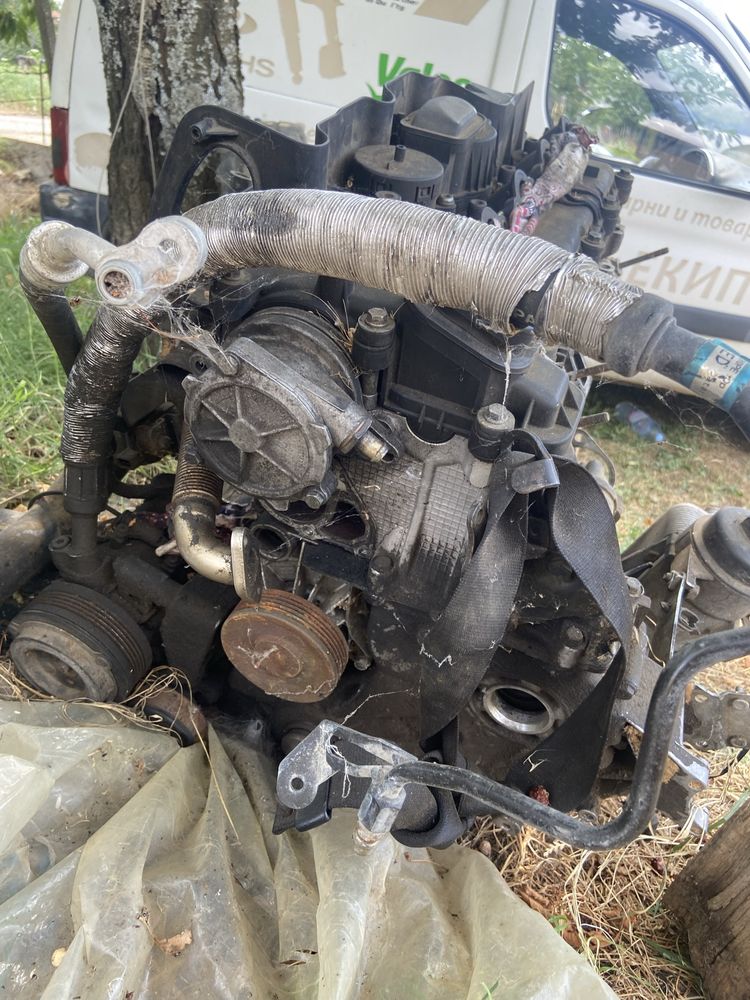 Двигател bmw 320d 136