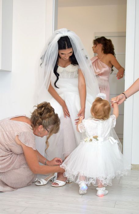 Rochie de mireasa A-line