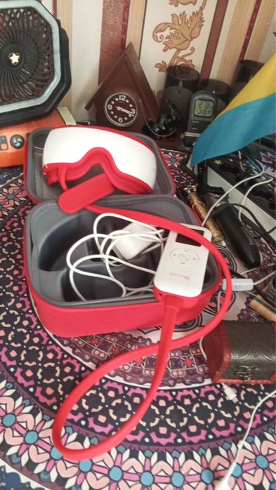 Продам массажер для глаз