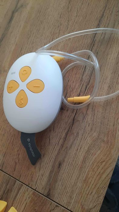Medela Solo единична двуфазна помпа за кърма