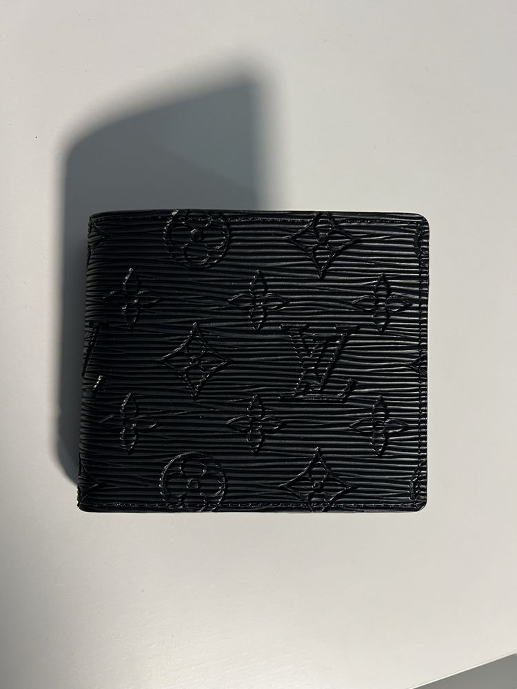 Portofel Louis Vuitton negru
