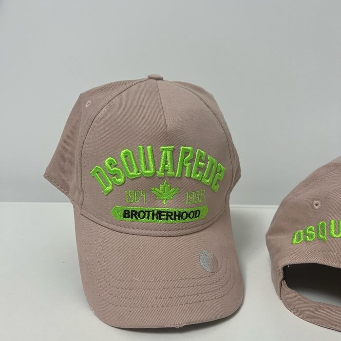 Sapca DSQUARED2 super calitate