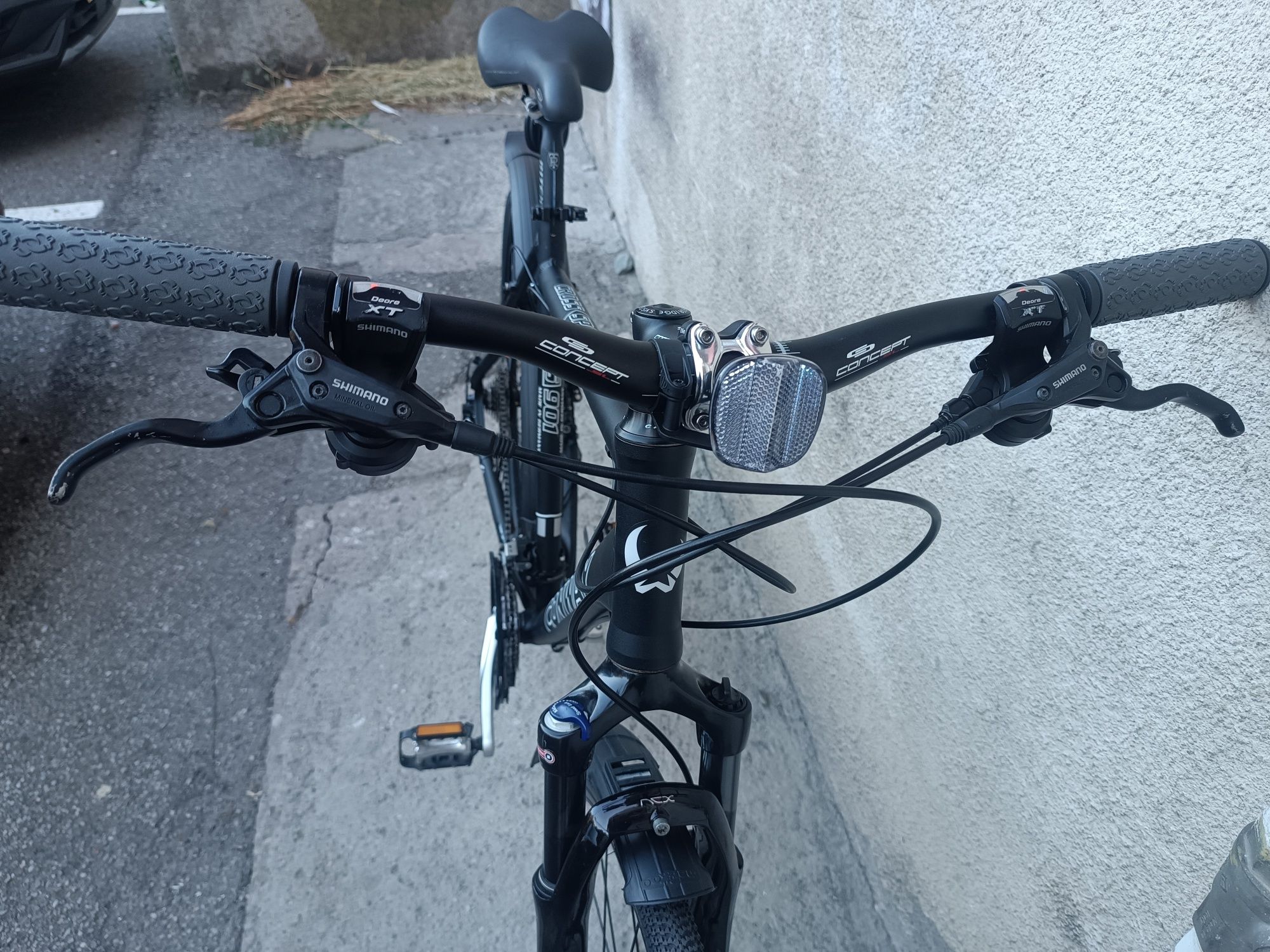 Bicicleta 28 inch aluminiu echipare Shimano Deore XT