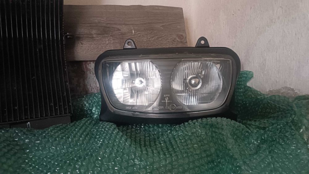 Piese Suzuki GSX-R 600 k1/k3,  far furca si radiator