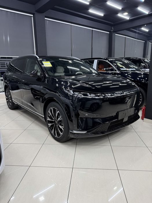 Dongfen 008 Ultra  Xamyonbop gibrit eng fuli kriloda kamerasi bori