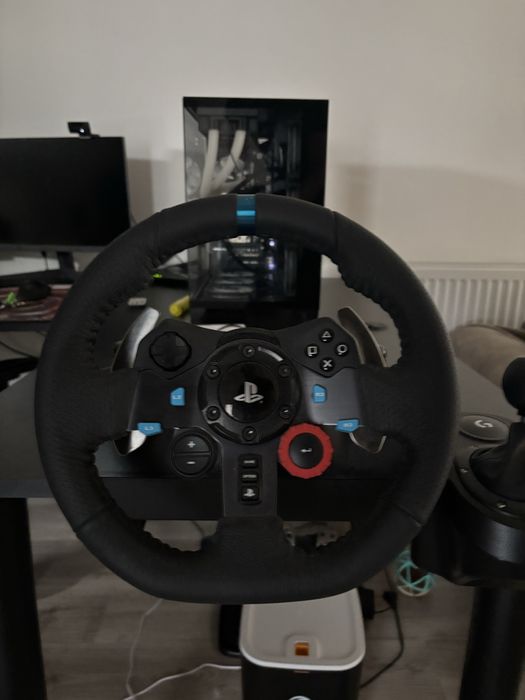Vand volan logitech g29