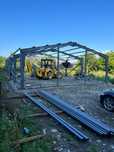 Vând structură metalica demontabila 10 stalpi și 5 ferme