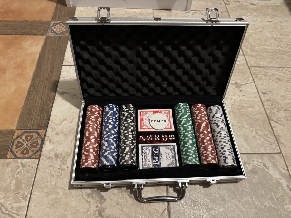 Покер сет в куфар