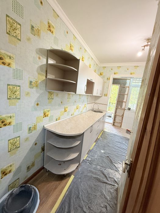 Mebel kuxinni sastayanasi yaxshi ishlatsa boladi zor