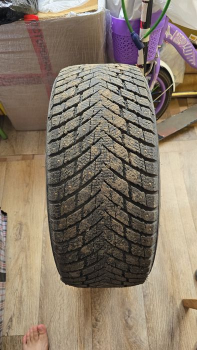 Продам шину зимний