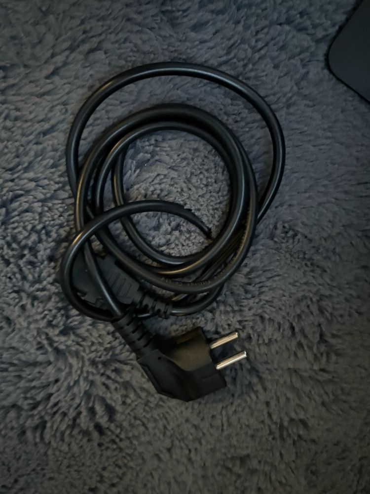 монитор 60hz в идеальном состояние