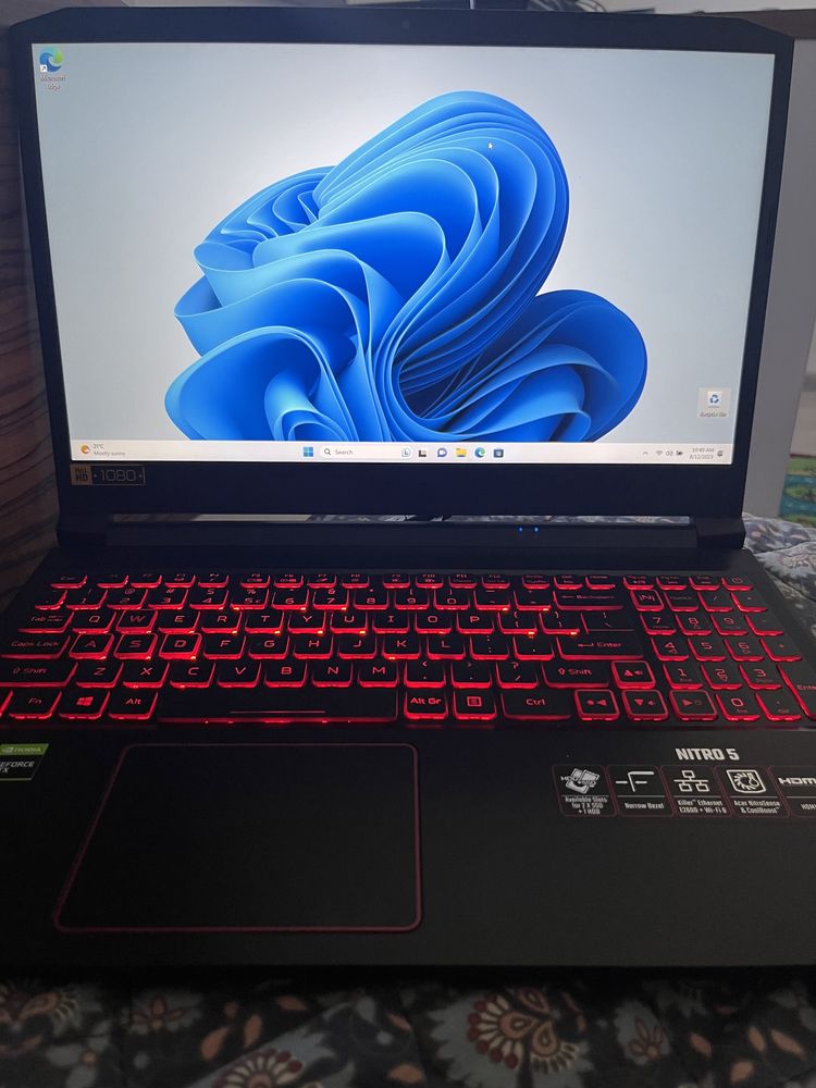 Laptop Gaming Acer Nitro-5 AN515