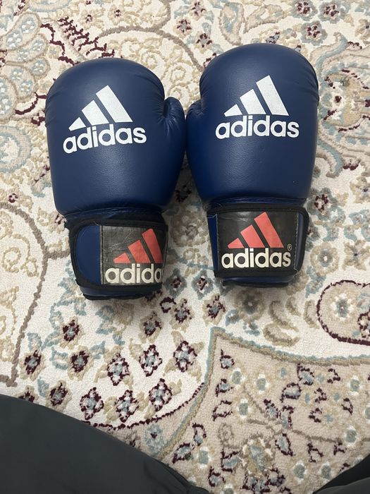 Баксёрски перчатка